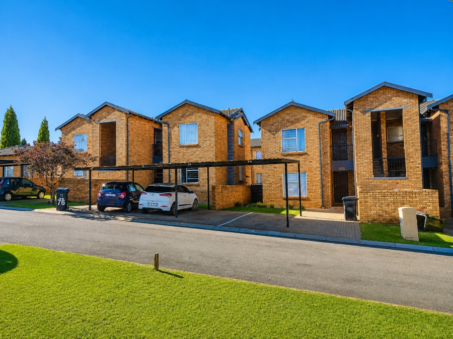 2 Bedroom Property for Sale in Honeypark Gauteng
