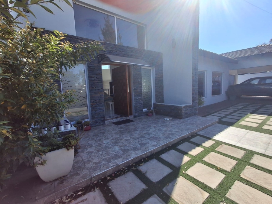 To Let 3 Bedroom Property for Rent in Sunward Park Gauteng
