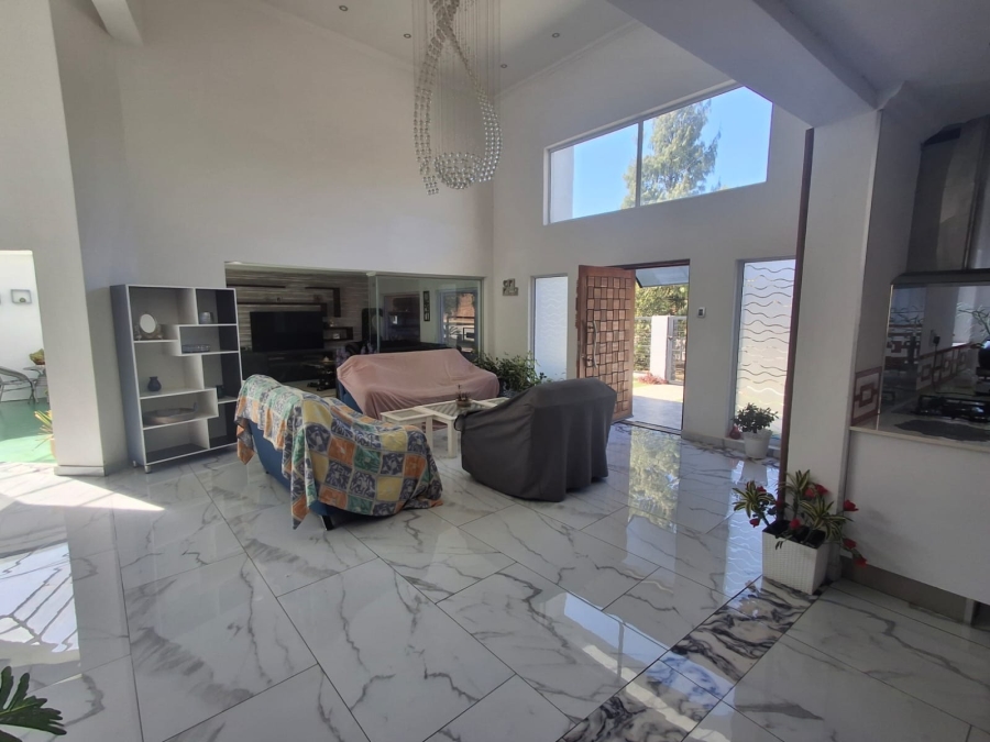 To Let 3 Bedroom Property for Rent in Sunward Park Gauteng