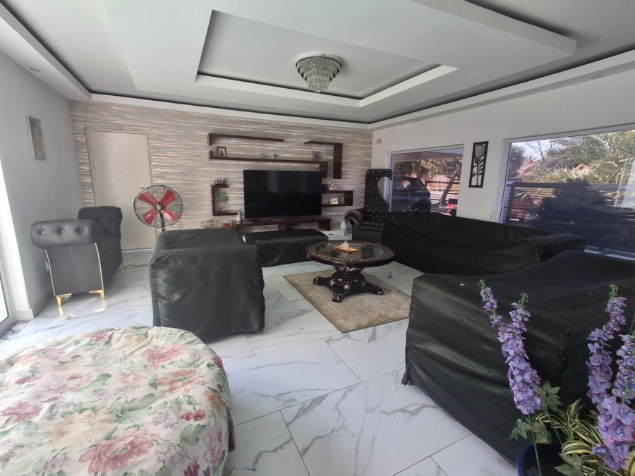 To Let 3 Bedroom Property for Rent in Sunward Park Gauteng