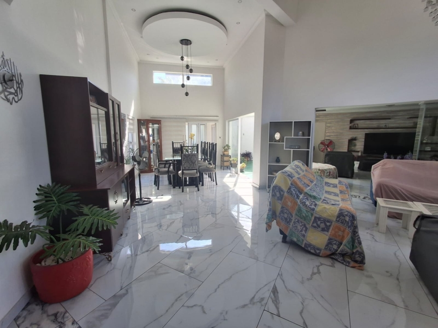 To Let 3 Bedroom Property for Rent in Sunward Park Gauteng