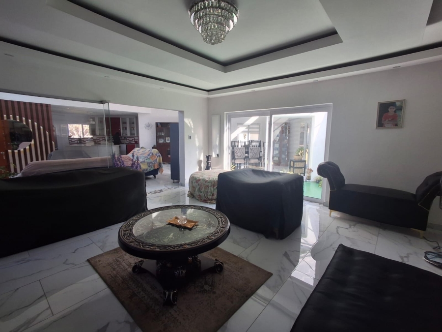 To Let 3 Bedroom Property for Rent in Sunward Park Gauteng