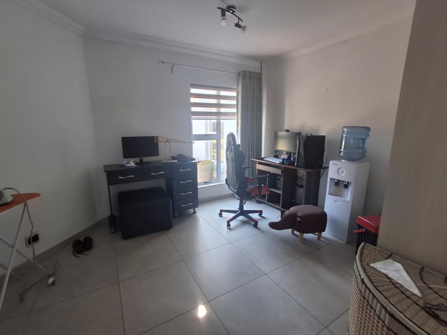 To Let 3 Bedroom Property for Rent in Sunward Park Gauteng