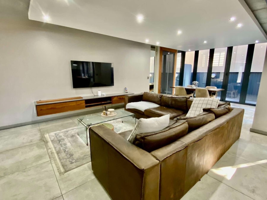 To Let 3 Bedroom Property for Rent in Atholl Gauteng