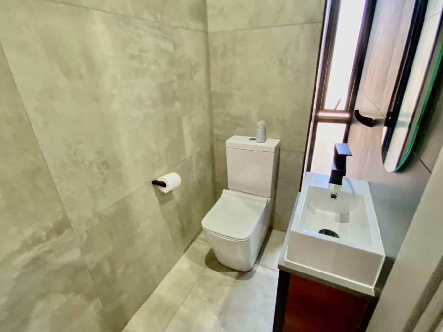 To Let 3 Bedroom Property for Rent in Atholl Gauteng