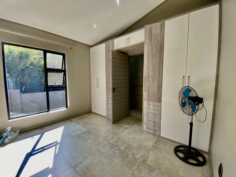 To Let 3 Bedroom Property for Rent in Atholl Gauteng