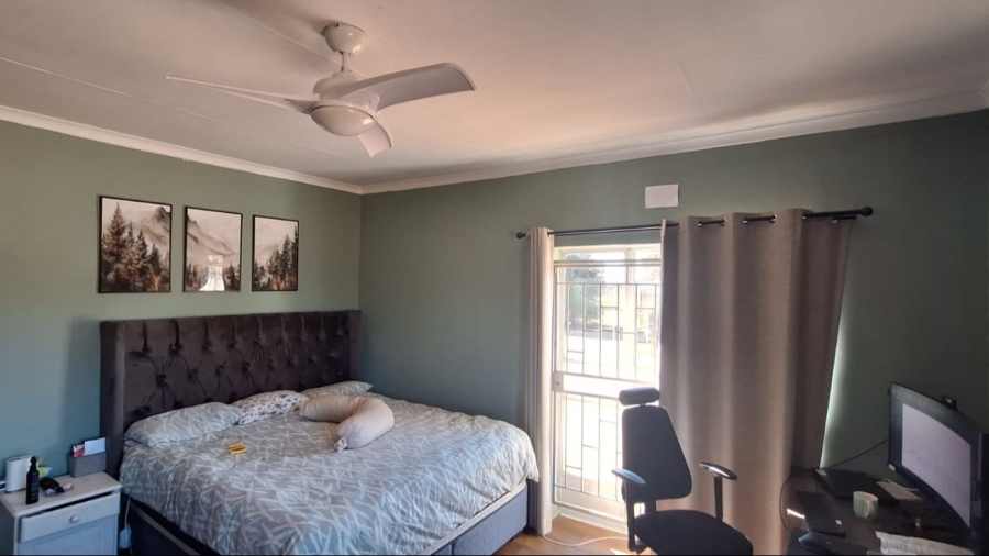 4 Bedroom Property for Sale in Stefano Park Gauteng