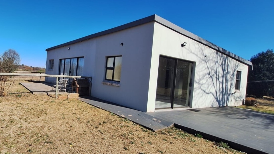 4 Bedroom Property for Sale in Stefano Park Gauteng