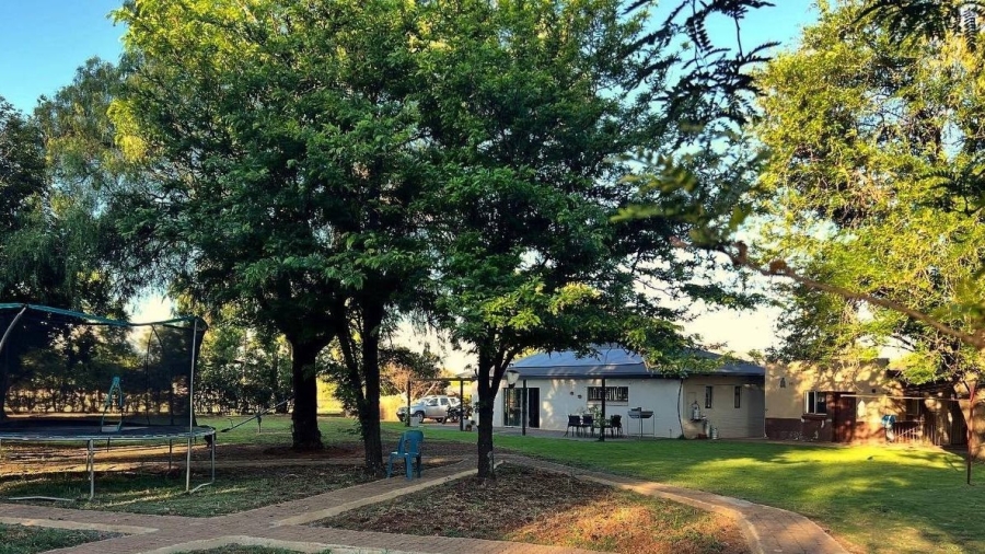 4 Bedroom Property for Sale in Stefano Park Gauteng