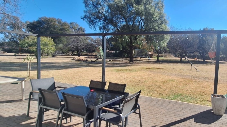 4 Bedroom Property for Sale in Stefano Park Gauteng