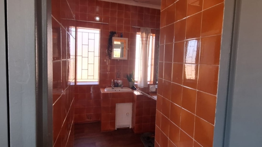 4 Bedroom Property for Sale in Stefano Park Gauteng