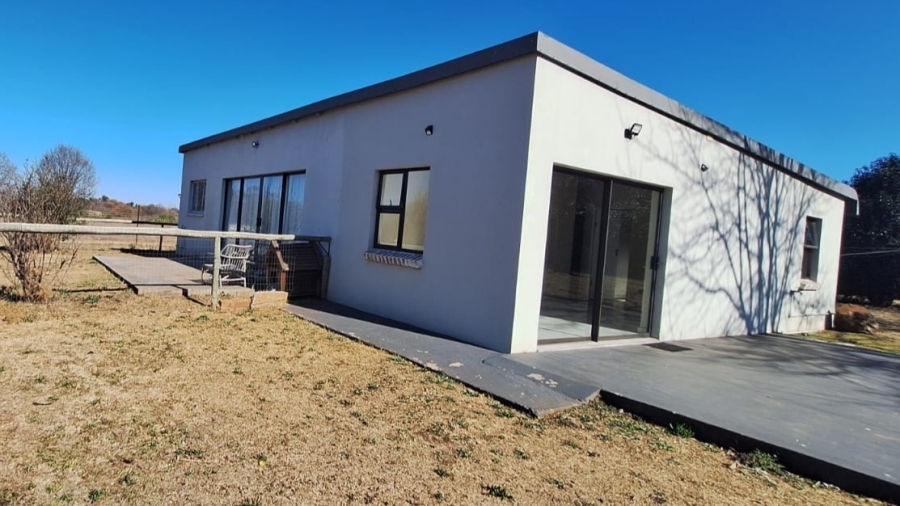 4 Bedroom Property for Sale in Stefano Park Gauteng