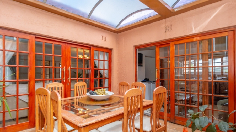 4 Bedroom Property for Sale in Helderkruin Gauteng