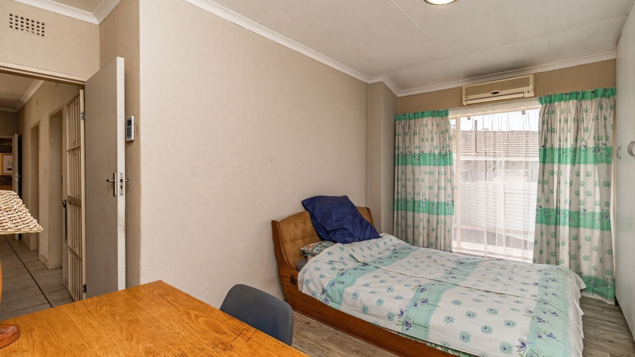 4 Bedroom Property for Sale in Atlasville Gauteng
