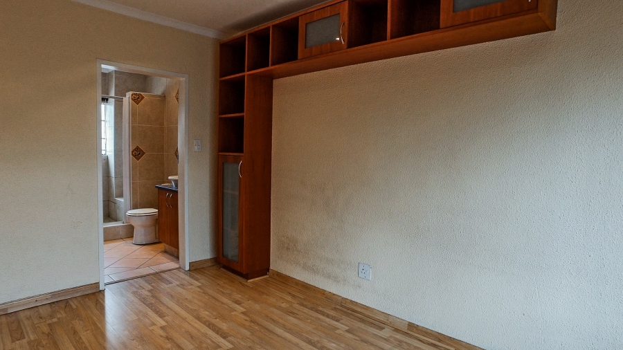 To Let 3 Bedroom Property for Rent in Morningside Gauteng