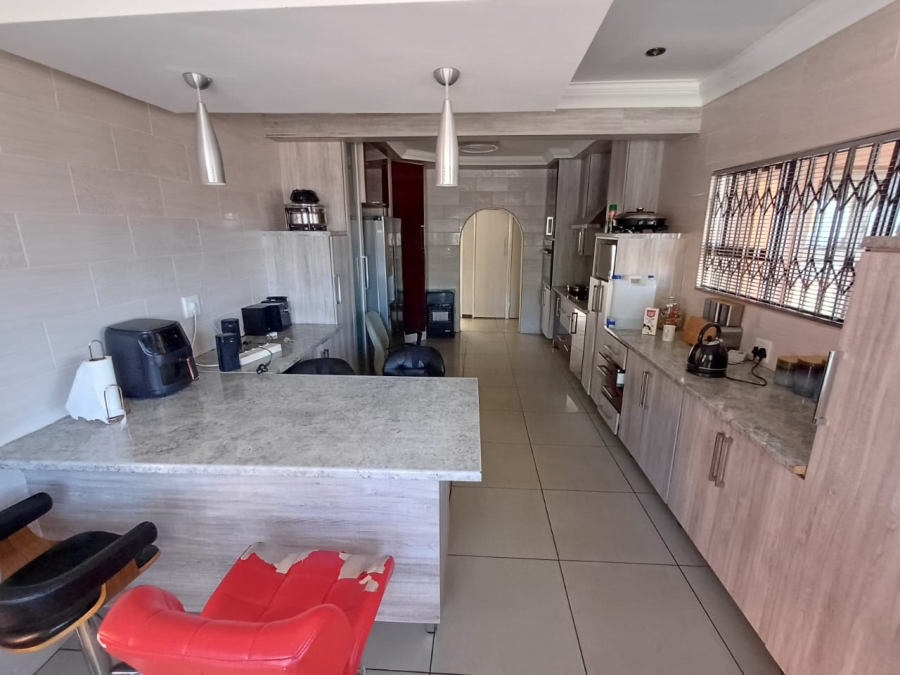 4 Bedroom Property for Sale in Bedworth Park Gauteng