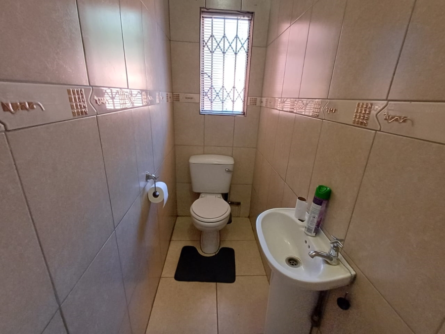 4 Bedroom Property for Sale in Bedworth Park Gauteng