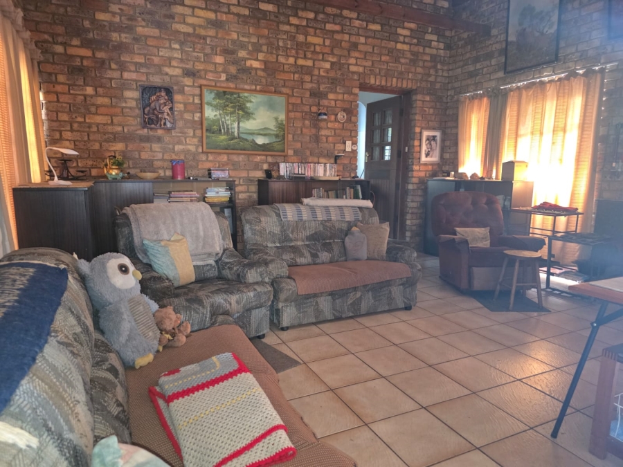 4 Bedroom Property for Sale in Kameelfontein Gauteng