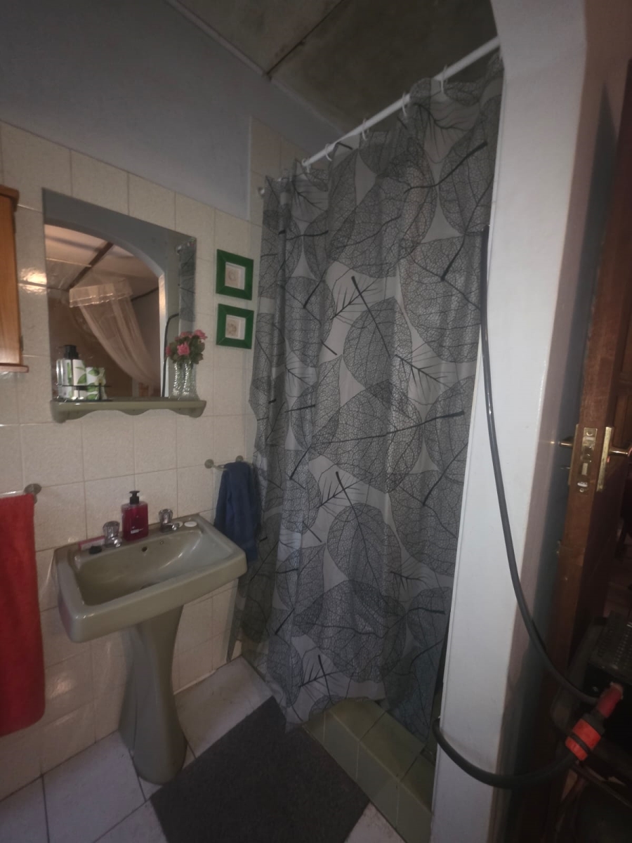 4 Bedroom Property for Sale in Kameelfontein Gauteng
