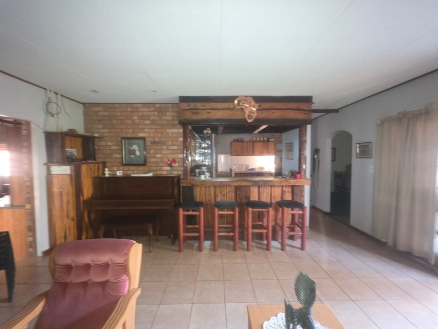 4 Bedroom Property for Sale in Kameelfontein Gauteng
