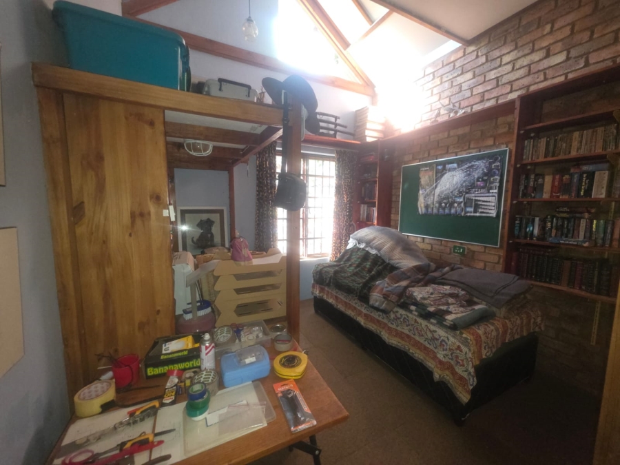 4 Bedroom Property for Sale in Kameelfontein Gauteng