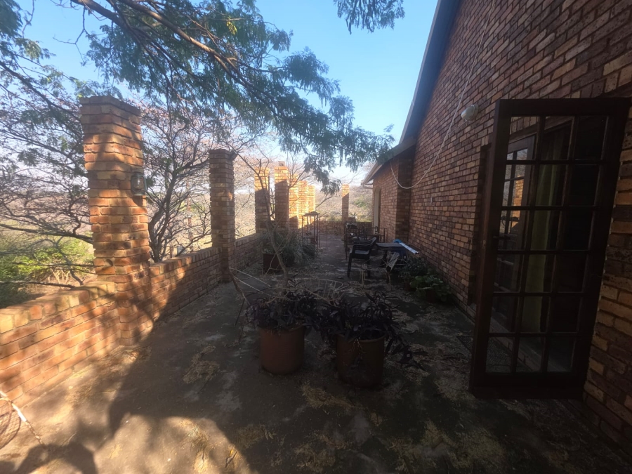 4 Bedroom Property for Sale in Kameelfontein Gauteng