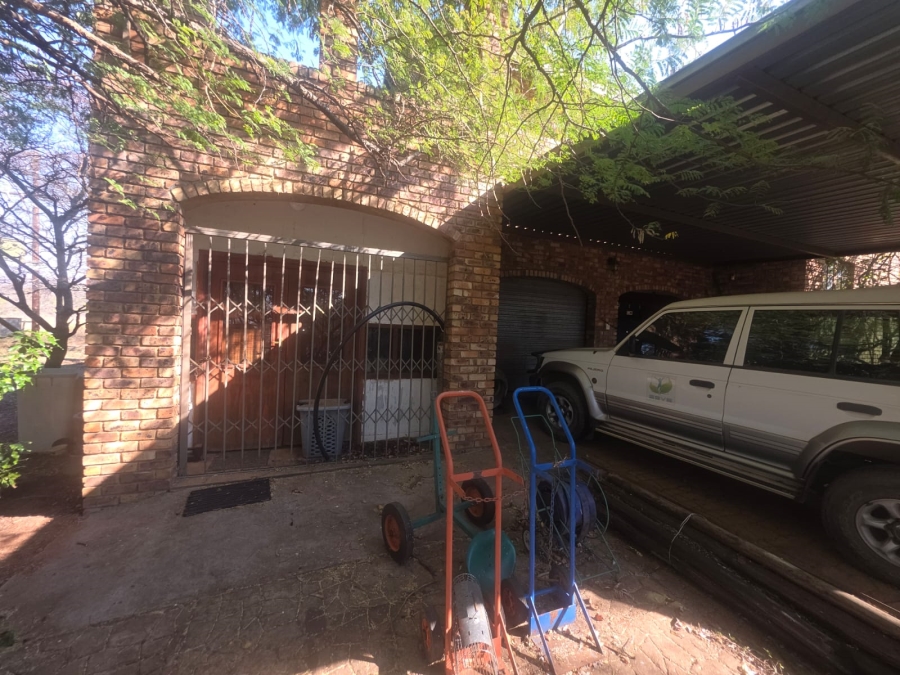 4 Bedroom Property for Sale in Kameelfontein Gauteng