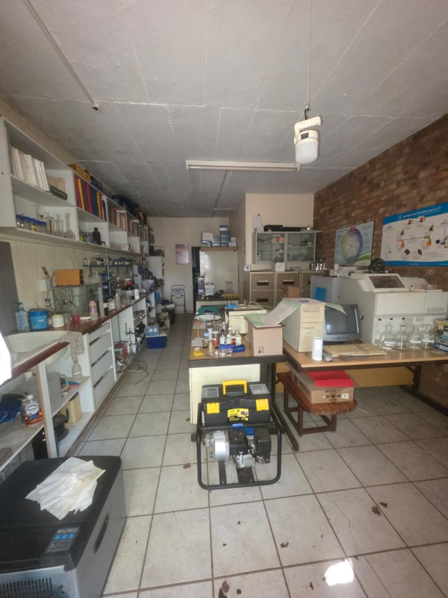 4 Bedroom Property for Sale in Kameelfontein Gauteng