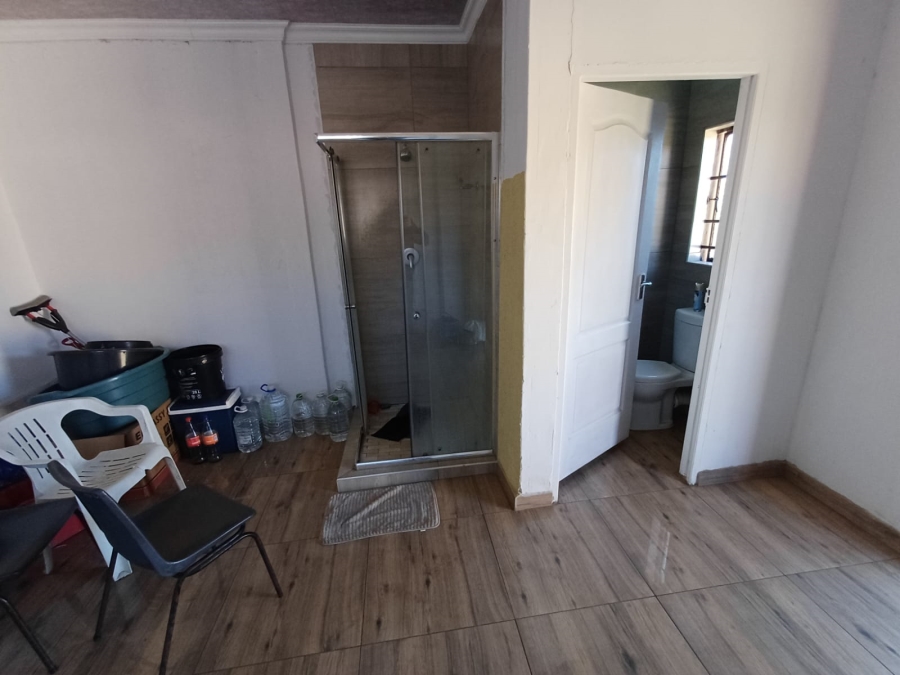 5 Bedroom Property for Sale in Vanderbijlpark CW 5 Gauteng