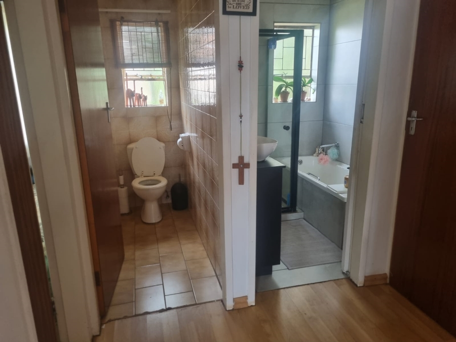 3 Bedroom Property for Sale in The Orchards Gauteng