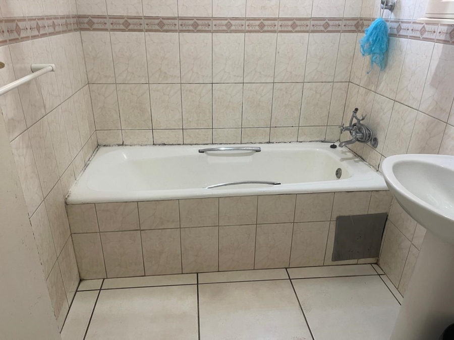 4 Bedroom Property for Sale in Sunnyside Gauteng
