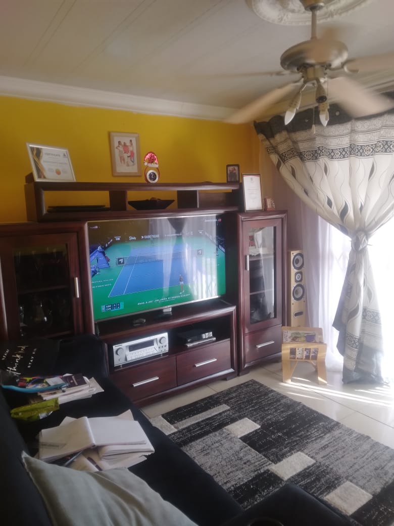 2 Bedroom Property for Sale in Mabopane Unit B Gauteng