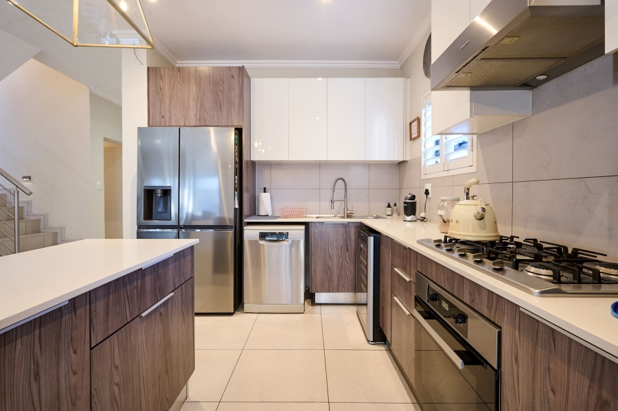 3 Bedroom Property for Sale in Bryanston Gauteng