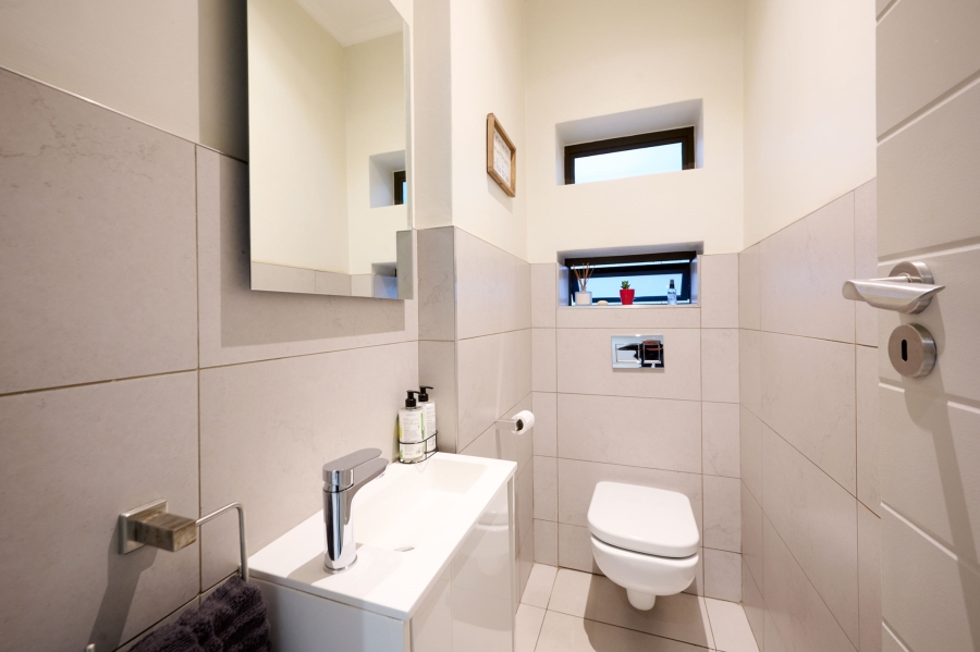 3 Bedroom Property for Sale in Bryanston Gauteng