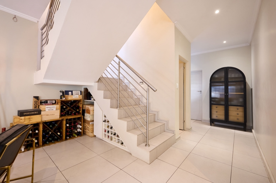 3 Bedroom Property for Sale in Bryanston Gauteng