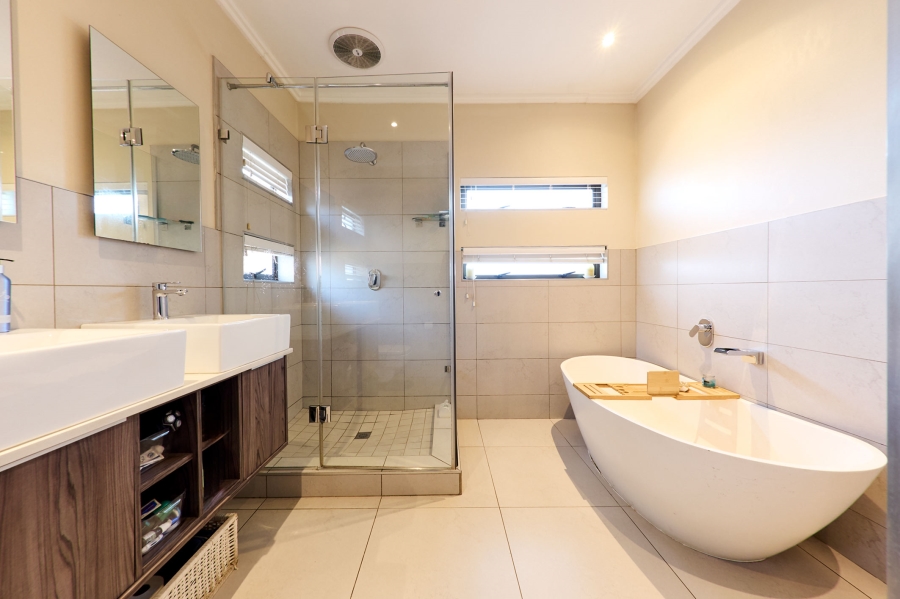 3 Bedroom Property for Sale in Bryanston Gauteng