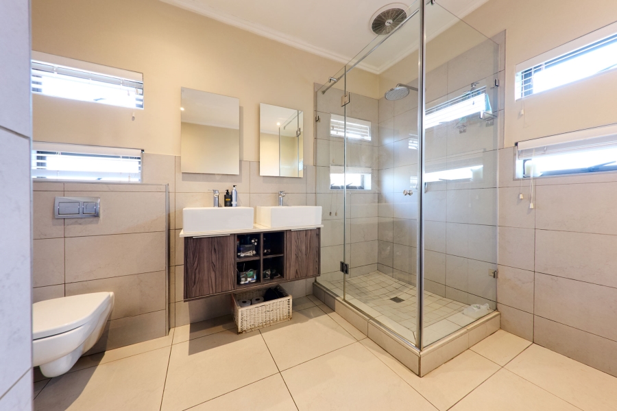 3 Bedroom Property for Sale in Bryanston Gauteng