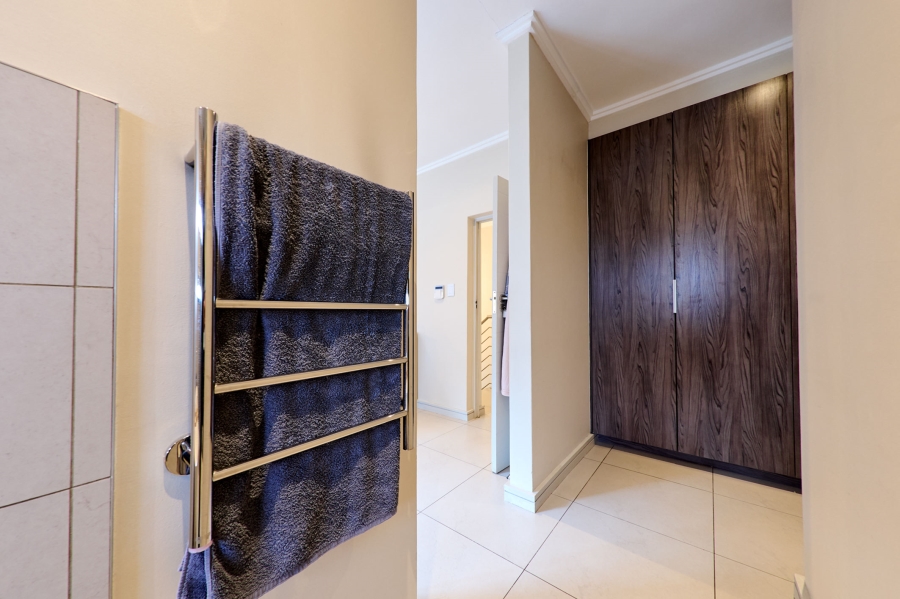 3 Bedroom Property for Sale in Bryanston Gauteng
