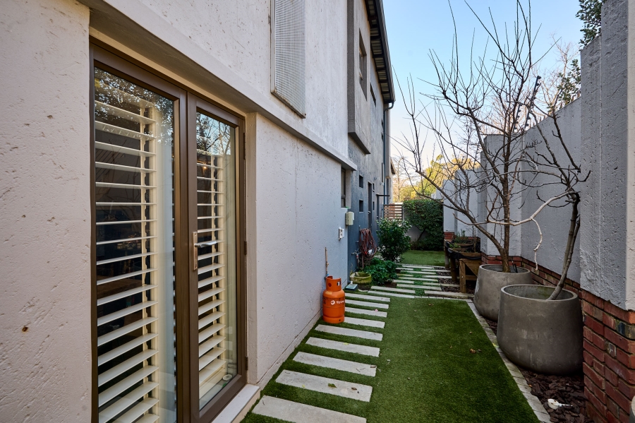 3 Bedroom Property for Sale in Bryanston Gauteng