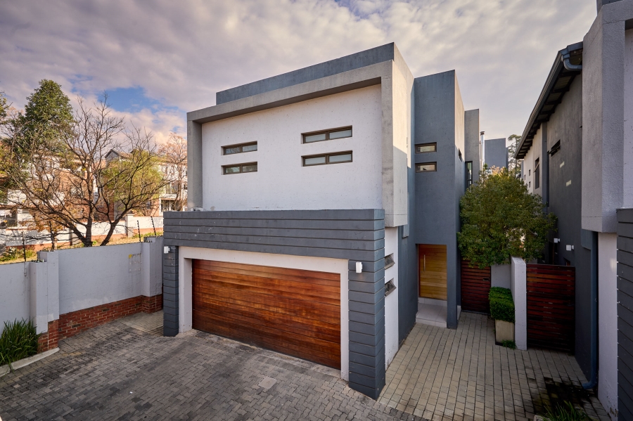 3 Bedroom Property for Sale in Bryanston Gauteng