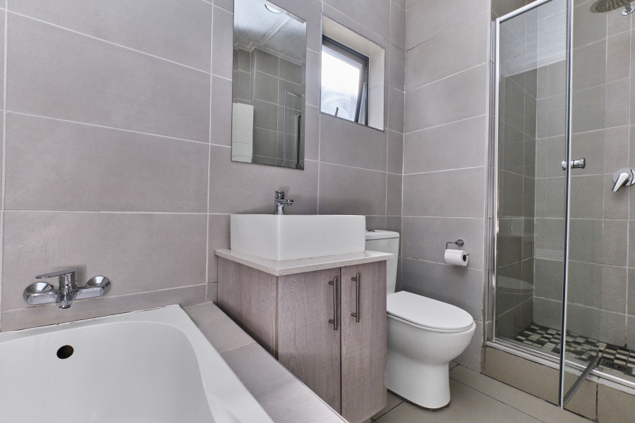 2 Bedroom Property for Sale in Bryanston Gauteng