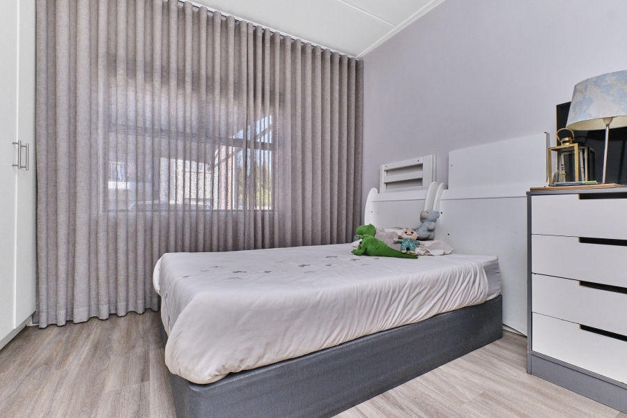 2 Bedroom Property for Sale in Bryanston Gauteng