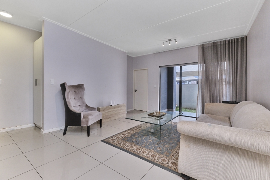 2 Bedroom Property for Sale in Bryanston Gauteng
