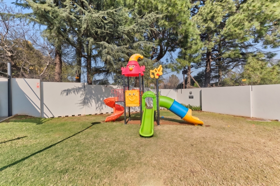 2 Bedroom Property for Sale in Bryanston Gauteng
