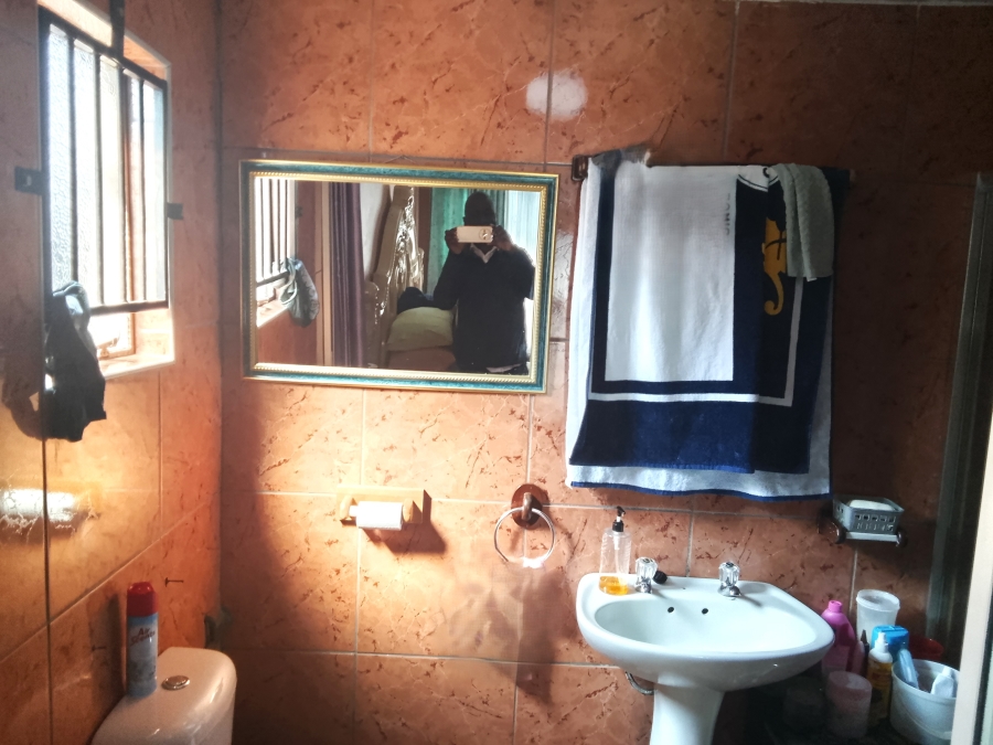 5 Bedroom Property for Sale in Vosloorus Ext 14 Gauteng