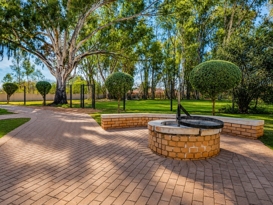 2 Bedroom Property for Sale in Clubview Gauteng