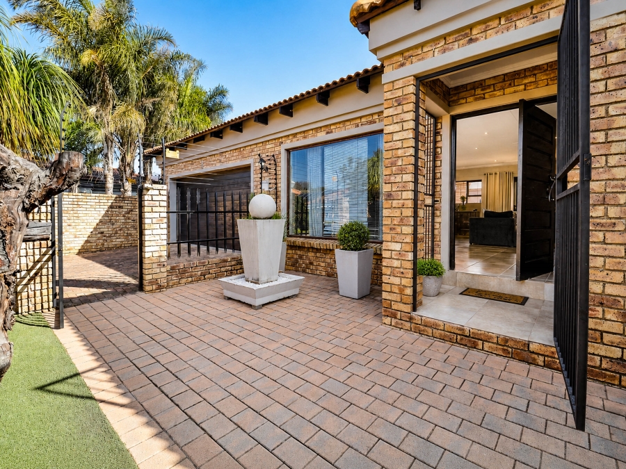 3 Bedroom Property for Sale in Terenure Gauteng