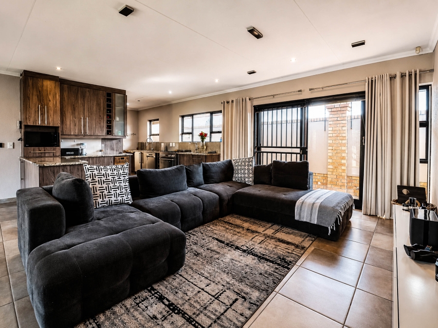3 Bedroom Property for Sale in Terenure Gauteng