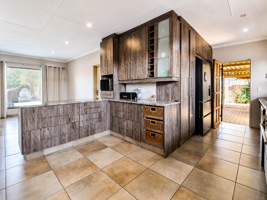 3 Bedroom Property for Sale in Terenure Gauteng