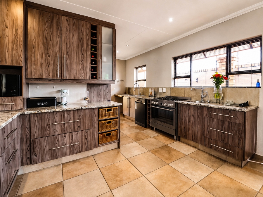 3 Bedroom Property for Sale in Terenure Gauteng